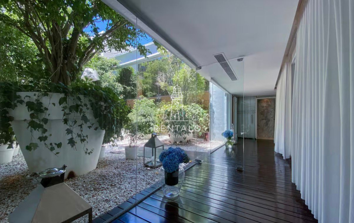 Apartamento ID.1028 - Apartamento en Venta 2 Dormitorios en Punta del este torre Yoo