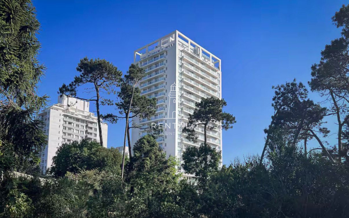 Apartamento ID.1028 - Apartamento en Venta 2 Dormitorios en Punta del este torre Yoo