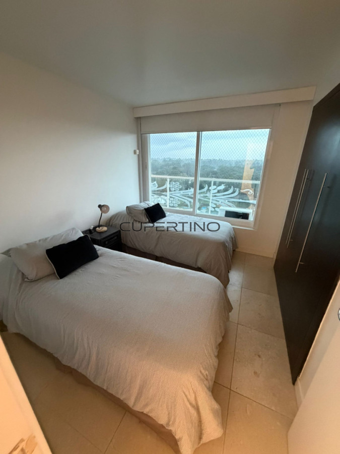 Apartamento ID.2913 - Venta 2 dormitorios 2 baños en torre Yoo