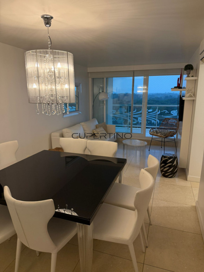 Apartamento ID.2913 - Venta 2 dormitorios 2 baños en torre Yoo