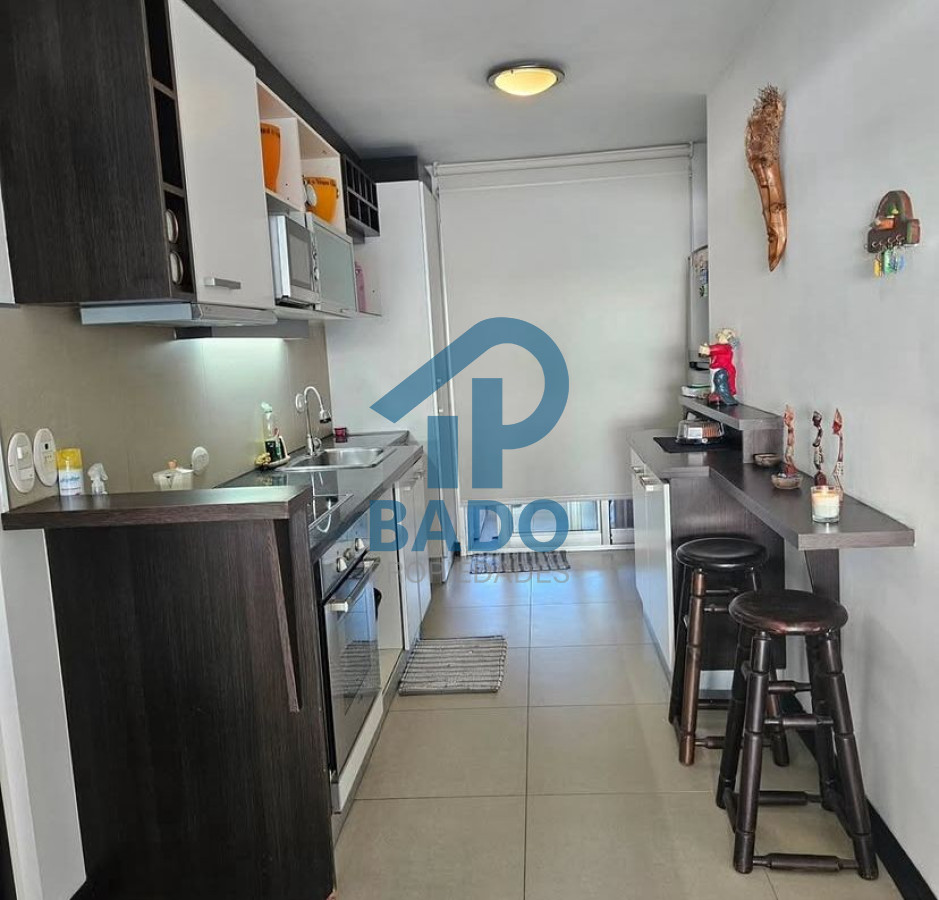 Apartamento ID.51 - GALA TOWER - Playa Mansa parada 4 - Apartamento en venta de 2 Dormitorios con vista al Mar