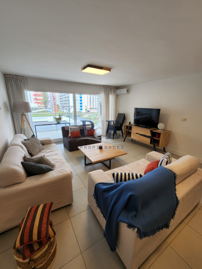 TORRE MANHATTAN venta apartamento 3 dormitorios 4 baños a metros de playa mansa y brava - Imagen 16