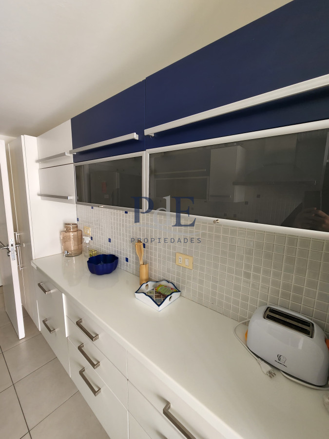 TORRE MANHATTAN venta apartamento 3 dormitorios 4 baños a metros de playa mansa y brava - Imagen 19