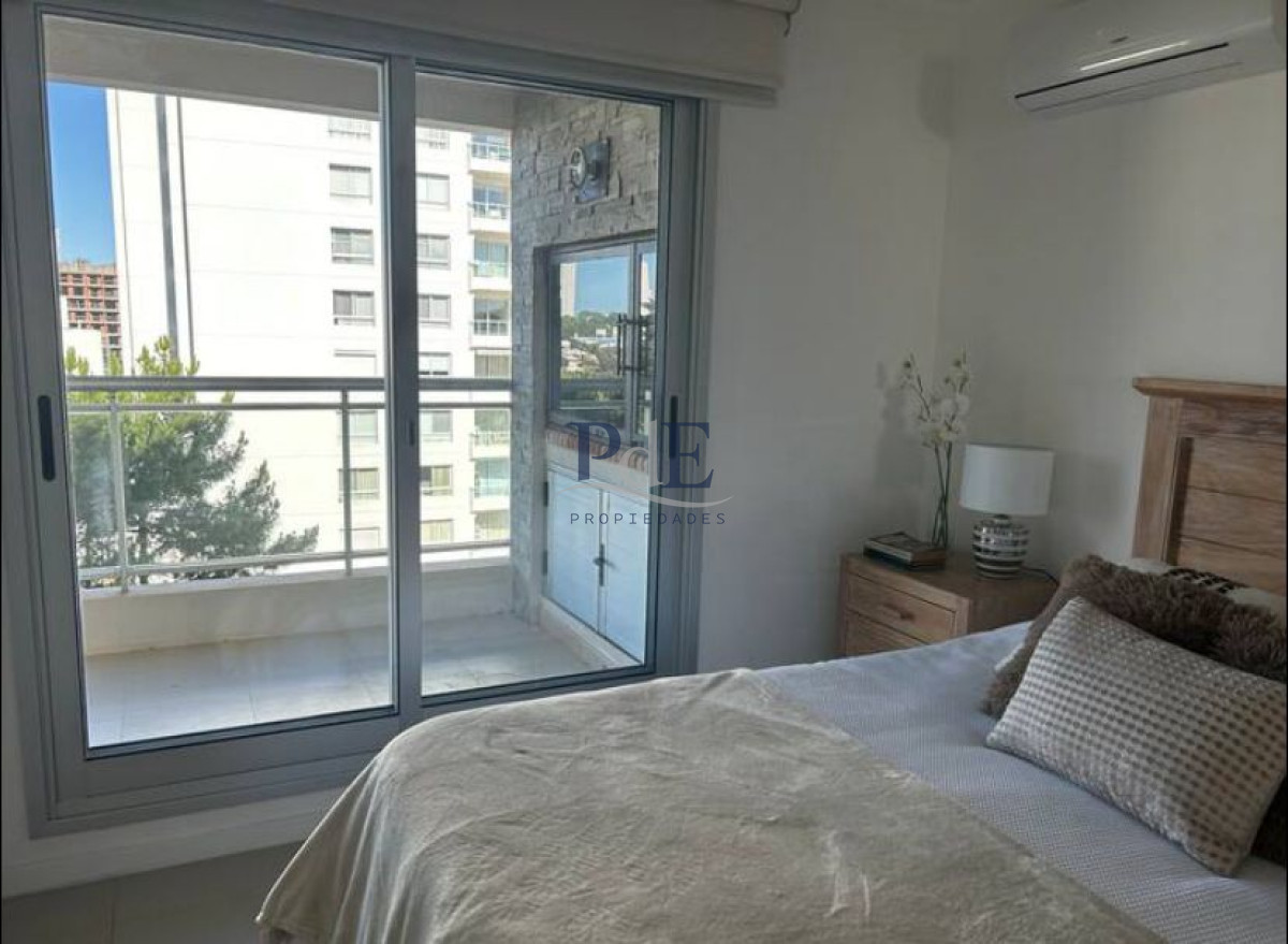 Apartamento de 2 dormitorios | Balcón con parrillero | Punta del Este - Imagen 10