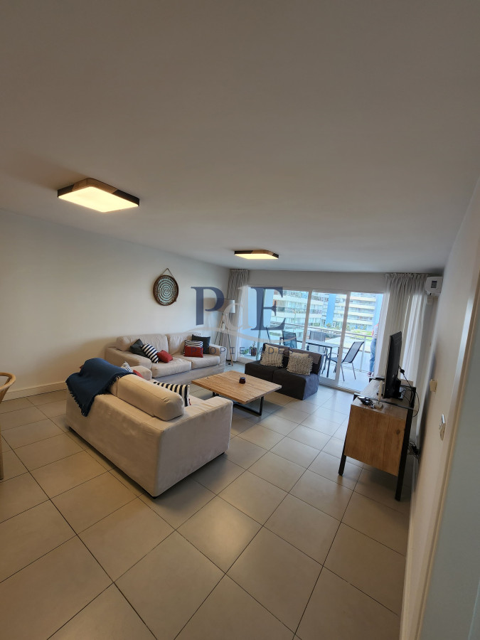 TORRE MANHATTAN venta apartamento 3 dormitorios 4 baños a metros de playa mansa y brava - Imagen 6