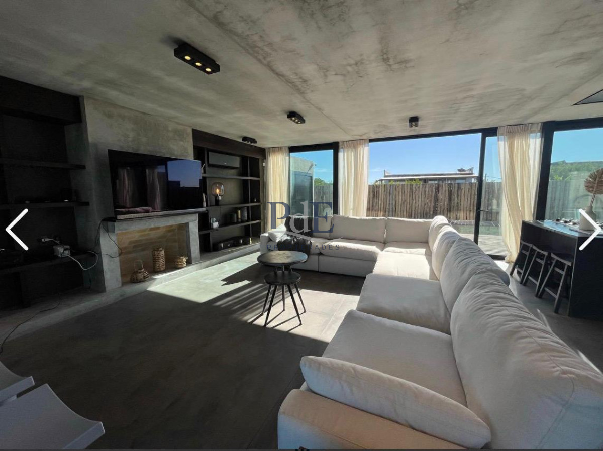 Casa 3 dorm 3 baños. Vista eterna frente al mar. La juanita.  - Imagen 2