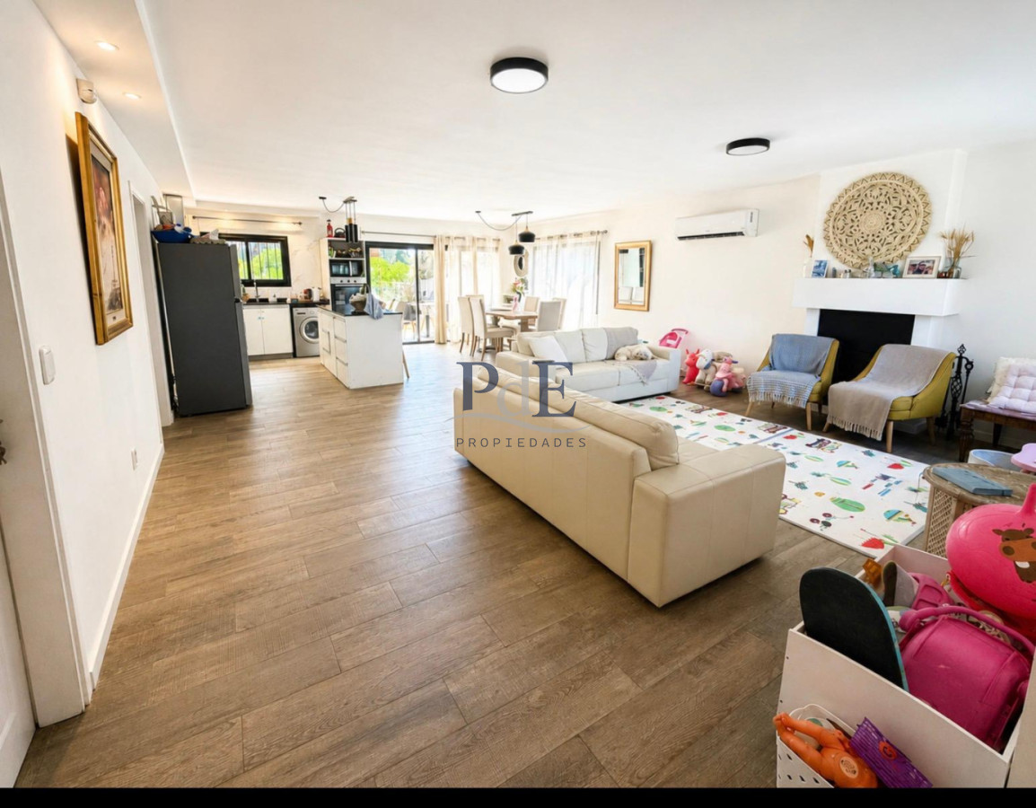 Casa en Piedras del Chileno, Punta del Este. 3 dormitorios, terreno de 620 m² - Imagen 2