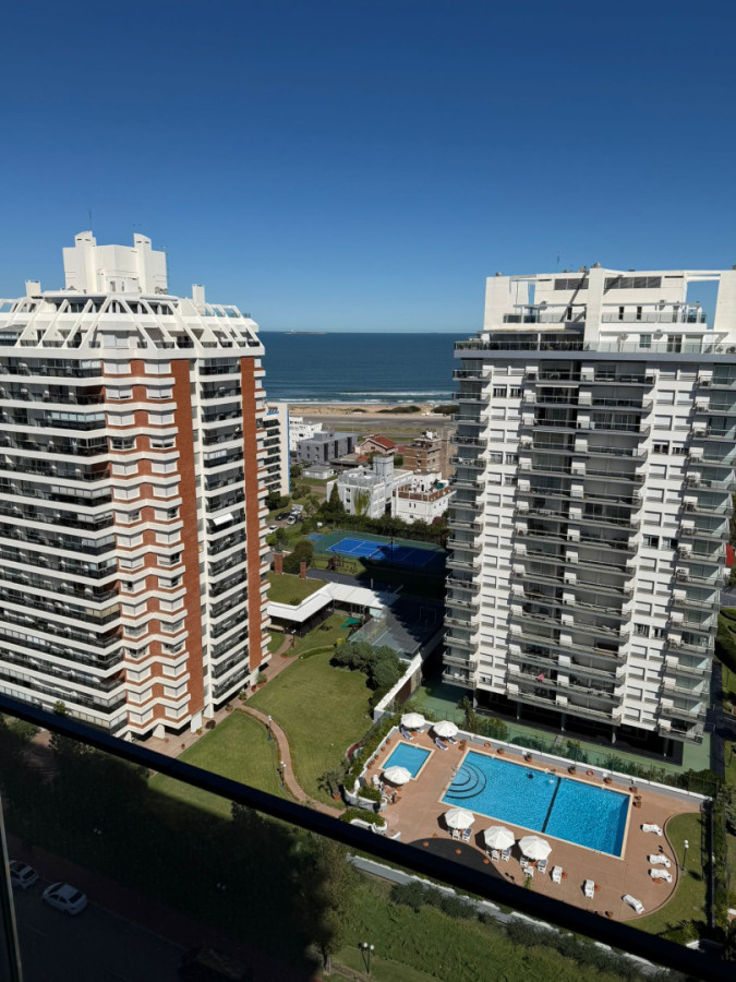 Apartamento ID.21098741 - VENTA OPORTUNIDAD 2 DORMITORIOS EN TORRES DEL ESTE