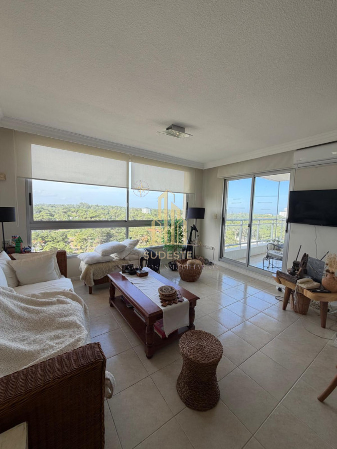 Apartamento ID.44 - Venta apartamento 3 Dormitorios a metros del Punta Shoping