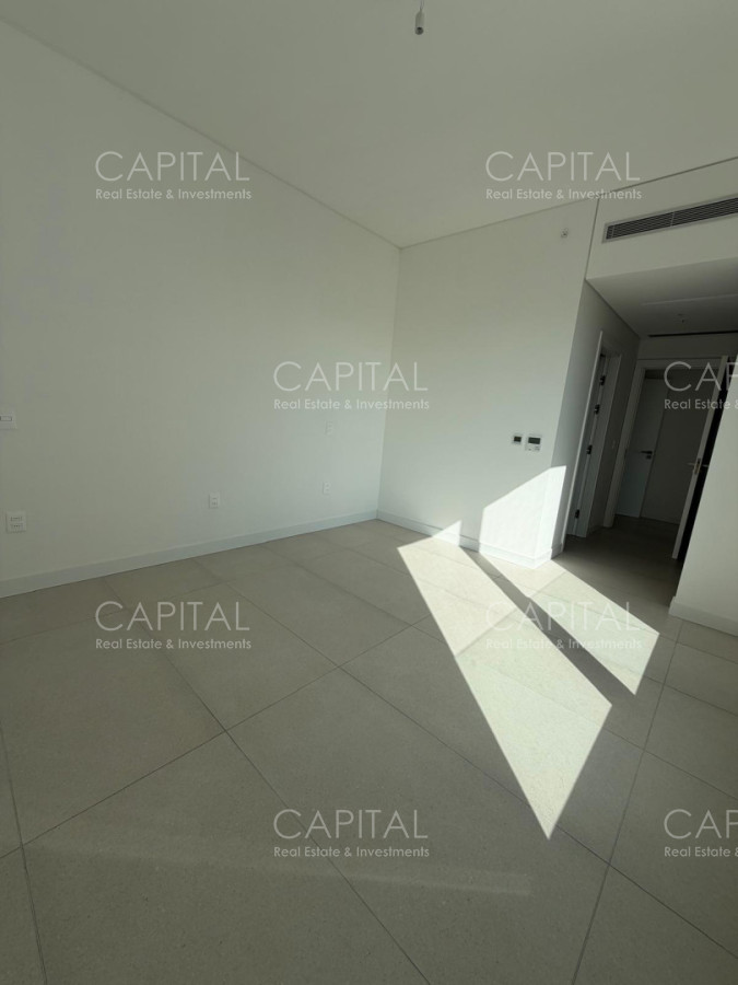 Apartamento ID.39643 - Le Parc IV Venta apartamento esquinero en piso alto de 3 Dorm + Servicio