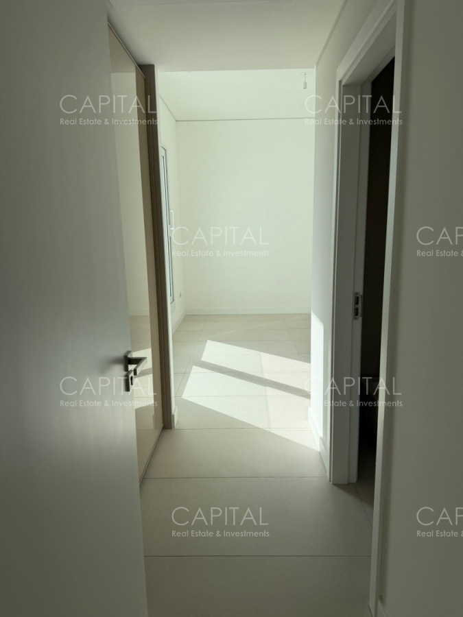Apartamento ID.39643 - Le Parc IV Venta apartamento esquinero en piso alto de 3 Dorm + Servicio