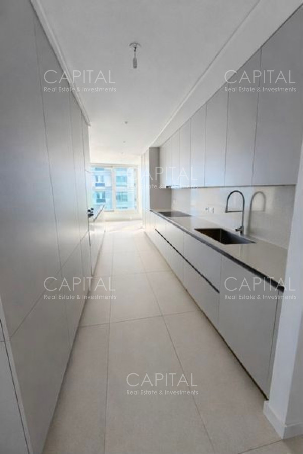 Apartamento ID.39643 - Le Parc IV Venta apartamento esquinero en piso alto de 3 Dorm + Servicio