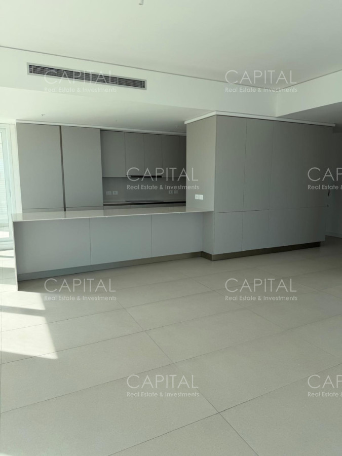 Apartamento ID.39643 - Le Parc IV Venta apartamento esquinero en piso alto de 3 Dorm + Servicio