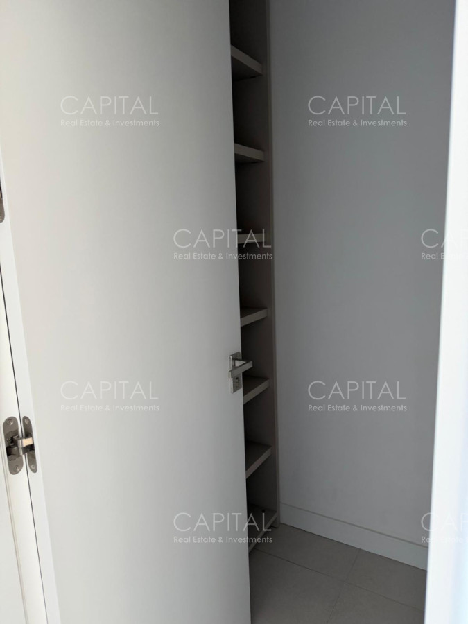 Apartamento ID.39643 - Le Parc IV Venta apartamento esquinero en piso alto de 3 Dorm + Servicio