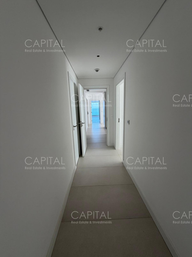 Apartamento ID.39643 - Le Parc IV Venta apartamento esquinero en piso alto de 3 Dorm + Servicio