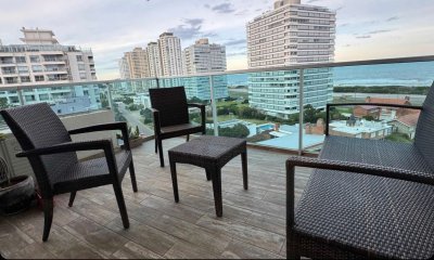 Venta 3 Dorm + Dep en Playa Brava parada 5 O Tower con vista al mar