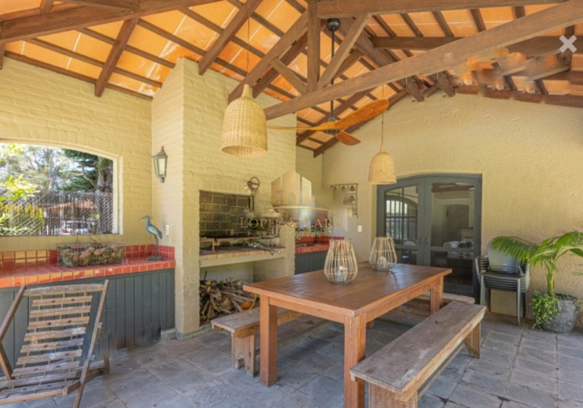 Casa ID.39 - Espectacular mansión Toscana en Punta del Este