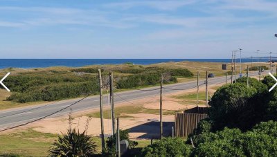 La Juanita vista eterna frente al Mar!