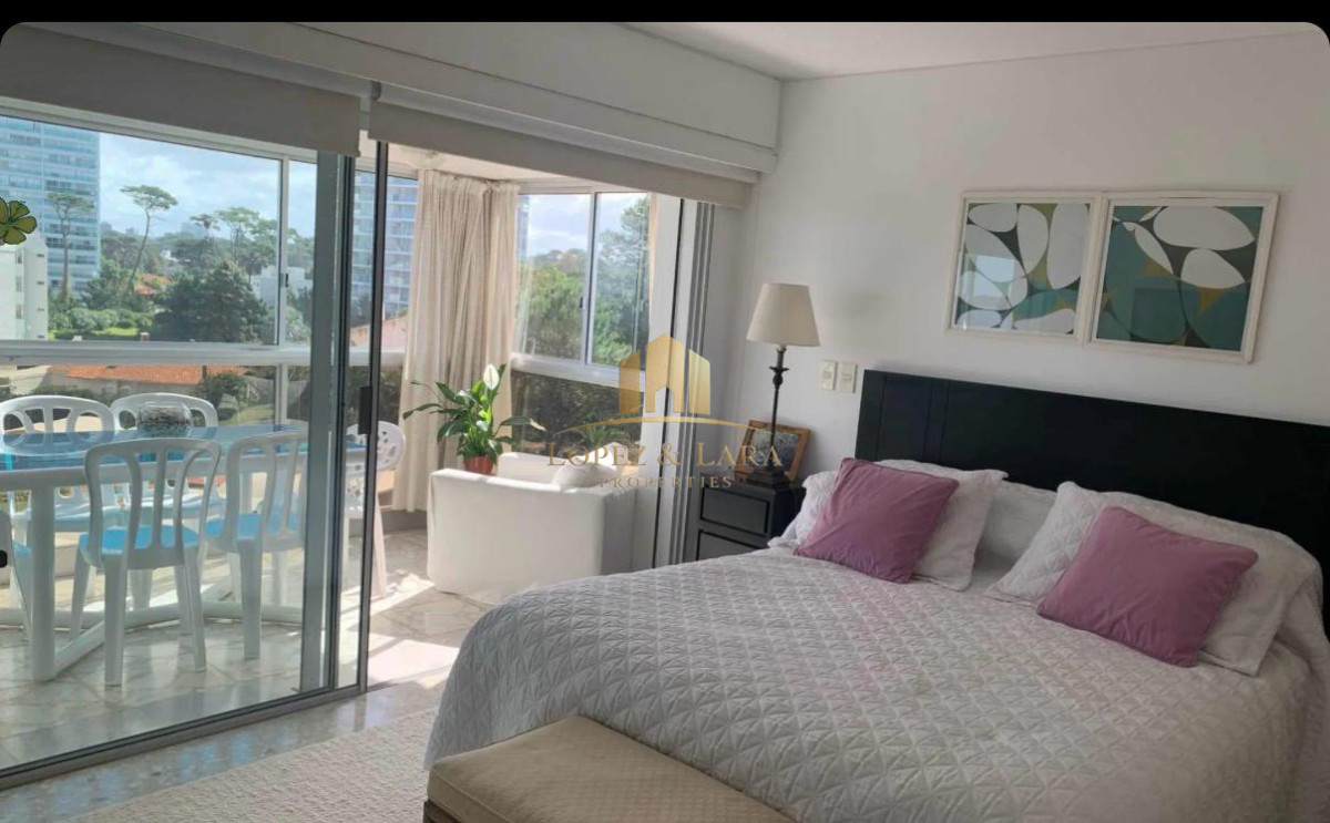 Apartamento ID.258 - Venta 3 Dorm primera linea playa mansa