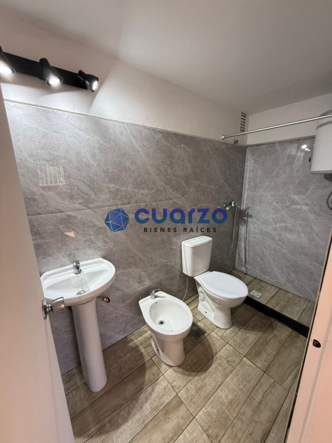 Apartamento ID.57 - Alquiler 1 dormitorio. Muy buen estado. Muy luminoso. La Blanqueada. Portería 24 hs