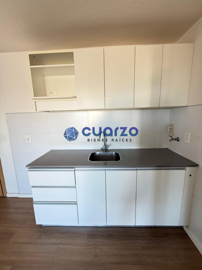 Apartamento ID.53 - Venta Apartamento con renta. Entrega inicial y saldo en cuotas. 1 dormitorio.