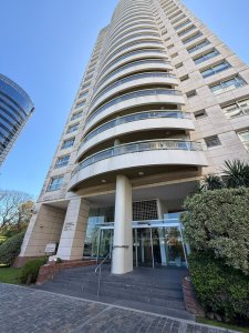 Apartamento. Torres Náuticas, 3 Dormitorios, 2 Baños, Garage, Balcon