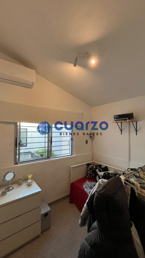 Casa ID.13 - Venta. Fabulosa Casa En Lomas De Solymar. 4 Dormitorios. 4 Baños