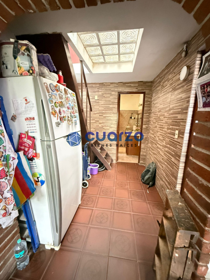Casa ID.56 - Venta. Casa de 3 (o 4) dormitorios. Garage para 2 autos. Parrillero