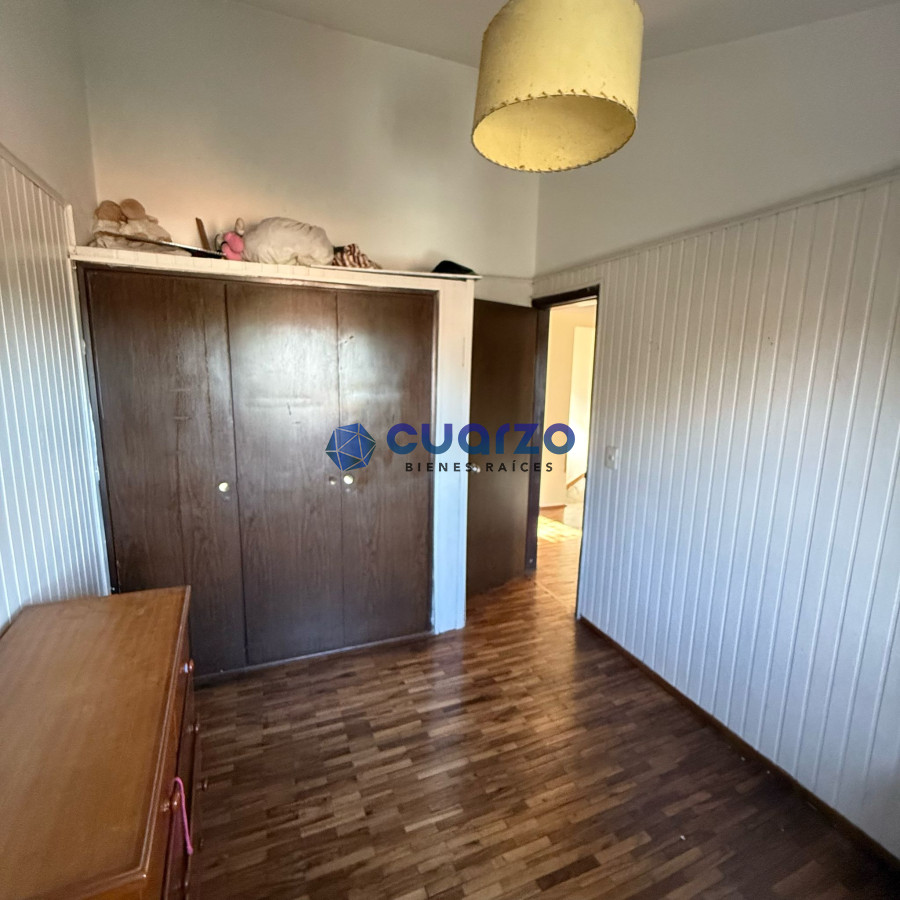 Casa ID.20 - Venta Casa. Sólida construcción. 3 dormitorios. 2 baños. Carrasco Sur. 