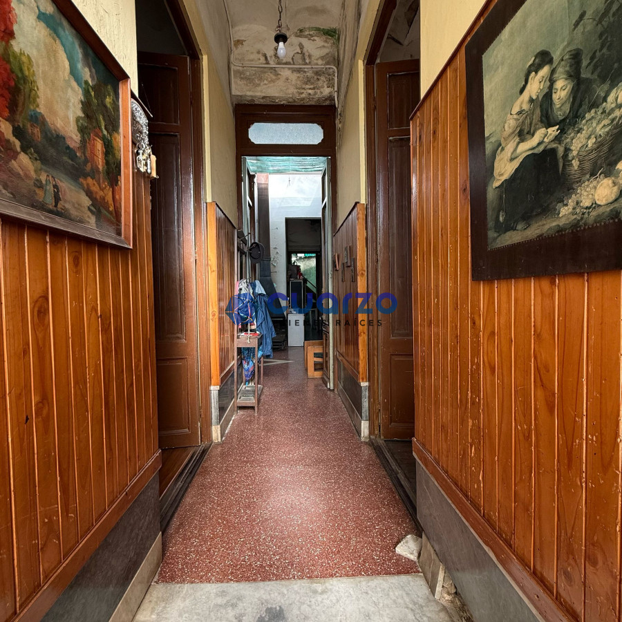 Casa ID.19 - Venta Casa. A reciclar. Muy buen punto. Brazo Oriental