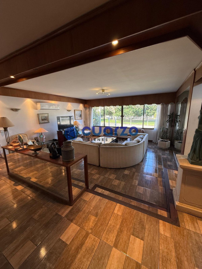 Casa ID.47 - Casa en Venta. Excelente categoría. Punta Gorda. Carrasco