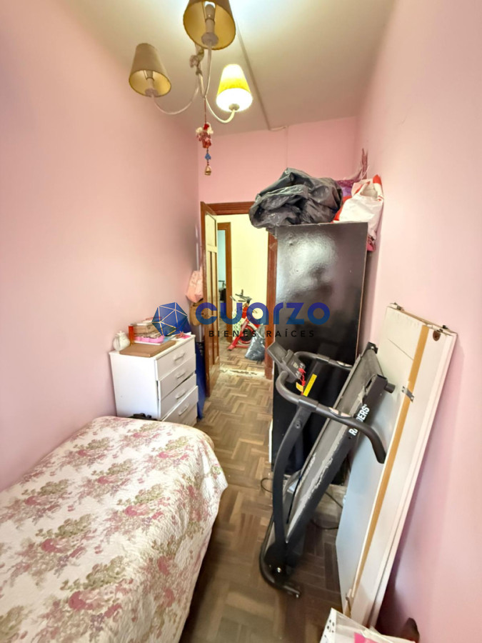 Casa ID.56 - Venta. Casa de 3 (o 4) dormitorios. Garage para 2 autos. Parrillero