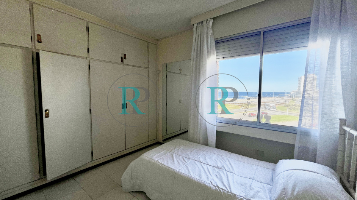Apartamento ID.2610 - Apartamento esquinero frente al mar