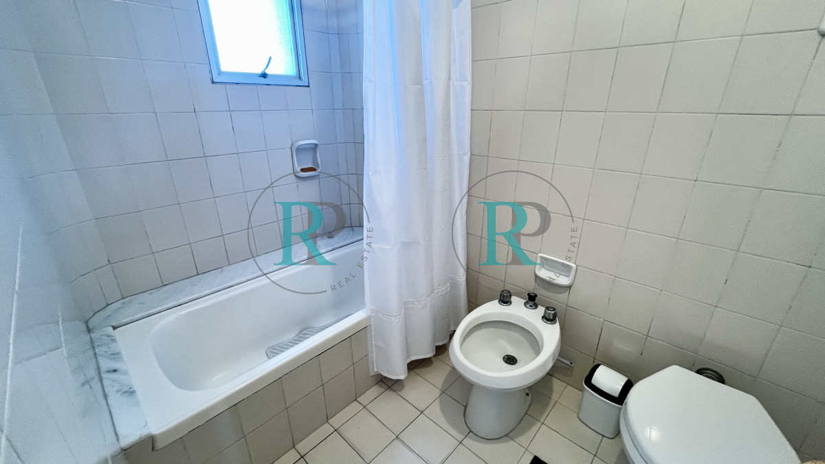 Apartamento ID.2610 - Apartamento esquinero frente al mar