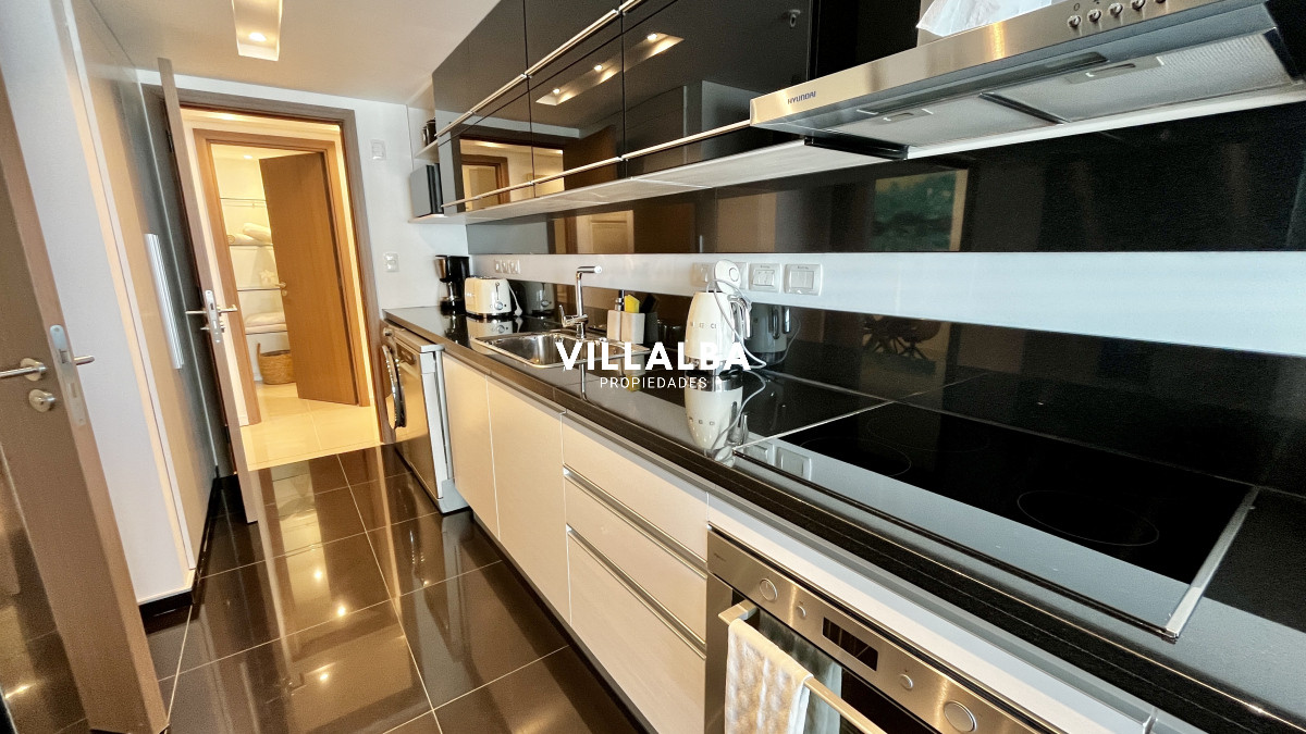 Apartamento ID.3579 - Apartamento esquinero en Look Brava – Playa Brava, Punta del Este