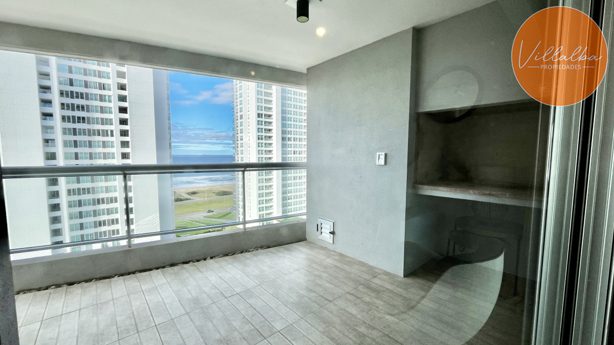 Apartamento ID.3579 - Apartamento esquinero en Look Brava – Playa Brava, Punta del Este