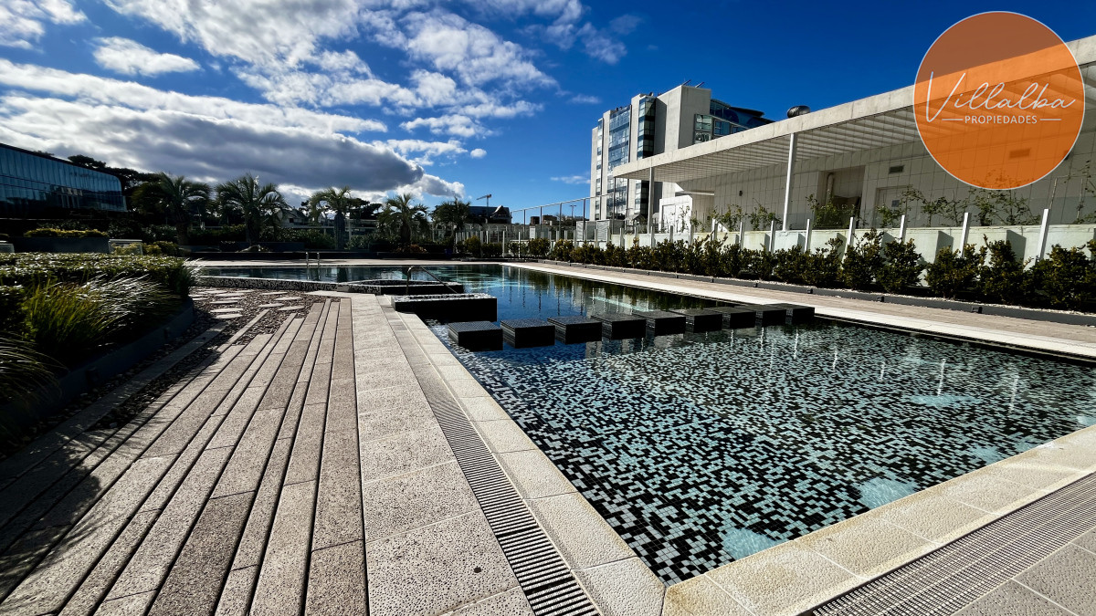 Apartamento ID.3579 - Apartamento esquinero en Look Brava – Playa Brava, Punta del Este