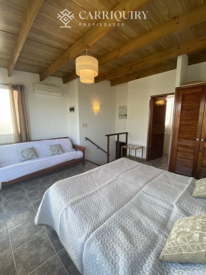 Casa ID.9003/ - Cómodos ambientes, propiedad ideal para vacacionar.