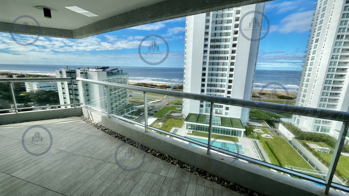 Apartamento ID.2769 - Apartamento esquinero en Look Brava – Playa Brava, Punta del Este