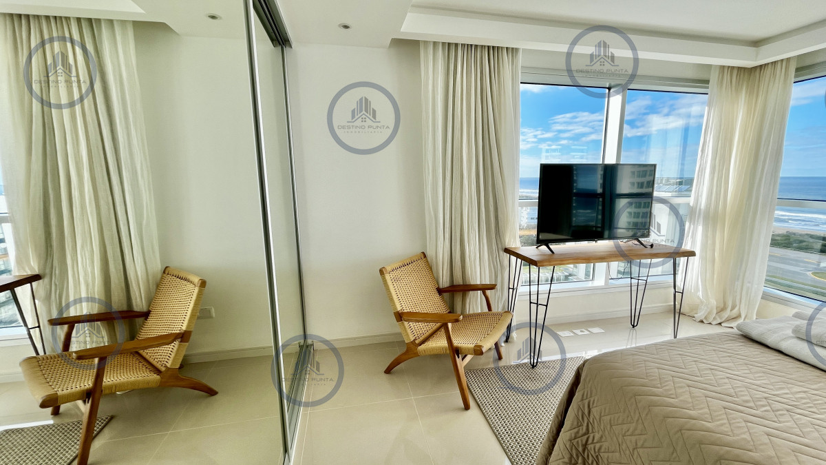 Apartamento ID.2769 - Apartamento esquinero en Look Brava – Playa Brava, Punta del Este