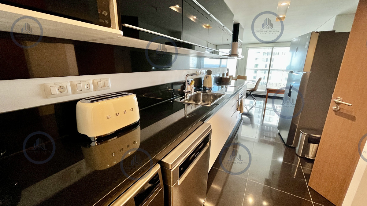 Apartamento ID.2769 - Apartamento esquinero en Look Brava – Playa Brava, Punta del Este