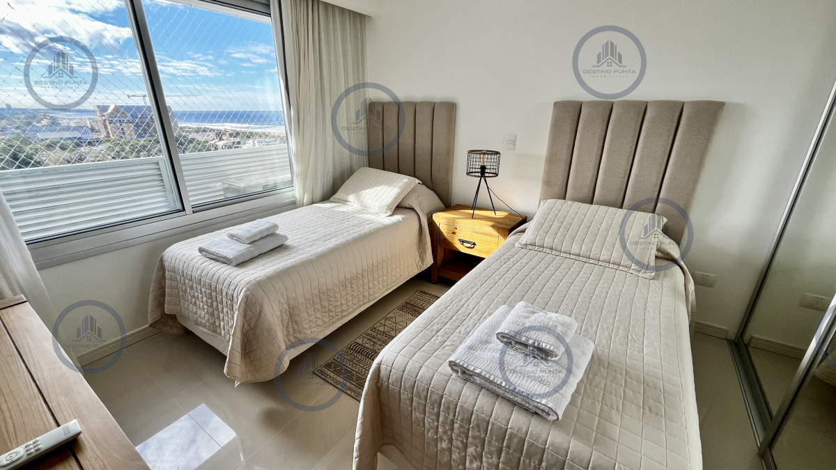 Apartamento ID.2769 - Apartamento esquinero en Look Brava – Playa Brava, Punta del Este