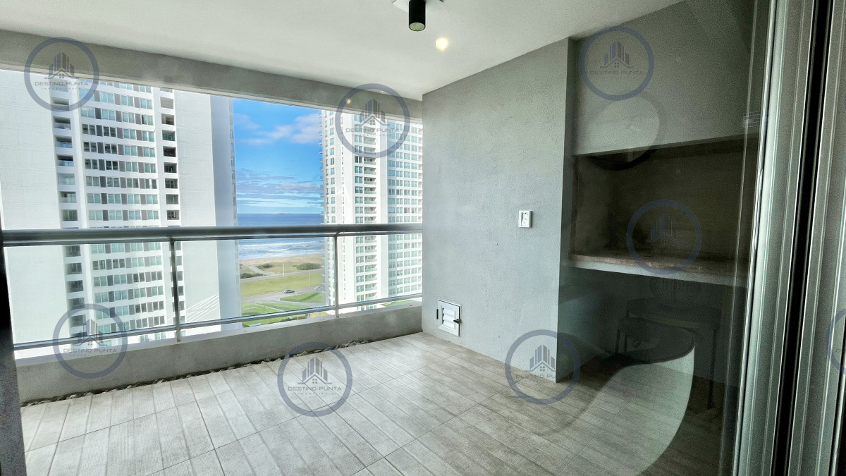 Apartamento ID.2769 - Apartamento esquinero en Look Brava – Playa Brava, Punta del Este