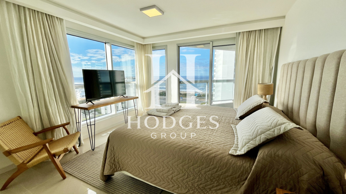 Apartamento ID.39 - Apartamento esquinero en Look Brava 3 dormitorios - Playa Brava, Punta del Este