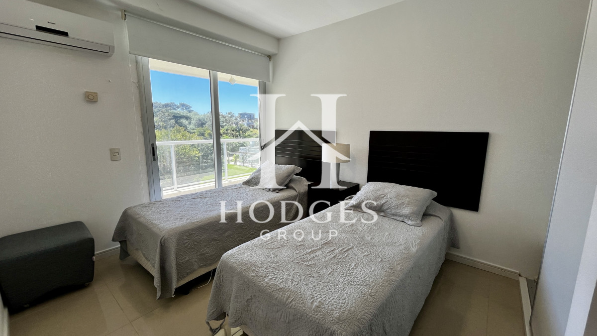 Apartamento ID.38 - Apartamento en venta 3 dormitorios - Playa Brava, primera línea