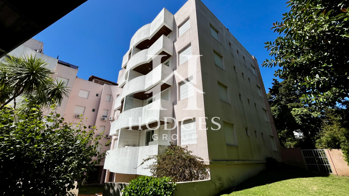 Apartamento ID.383 - Unidad de 3 dormitorios a pasos de playa mansa 