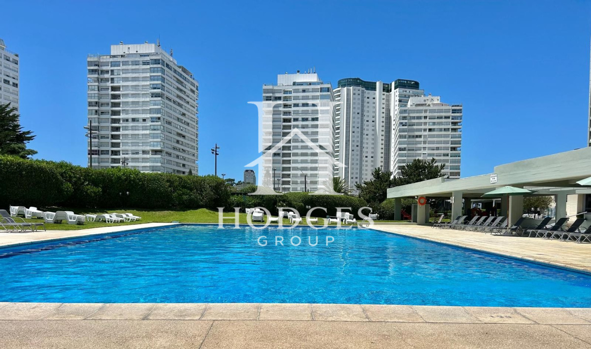 Apartamento ID.371 - Excelente apartamento en primera linea de Playa Mansa