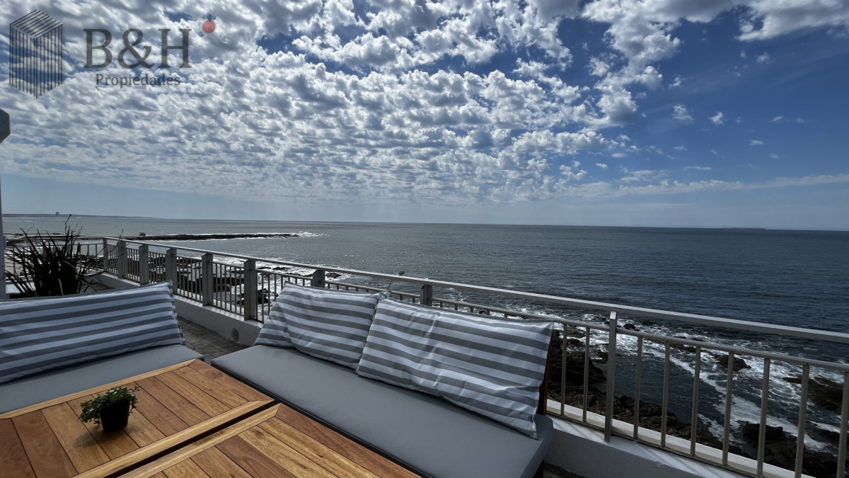 Apartamento ID.6168 - Penthouse en primera línea de península 