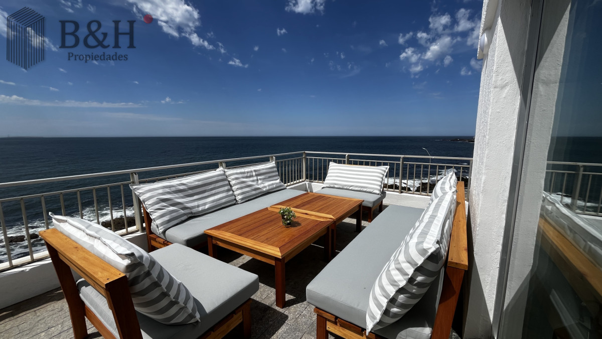 Apartamento ID.6168 - Penthouse en primera línea de península 