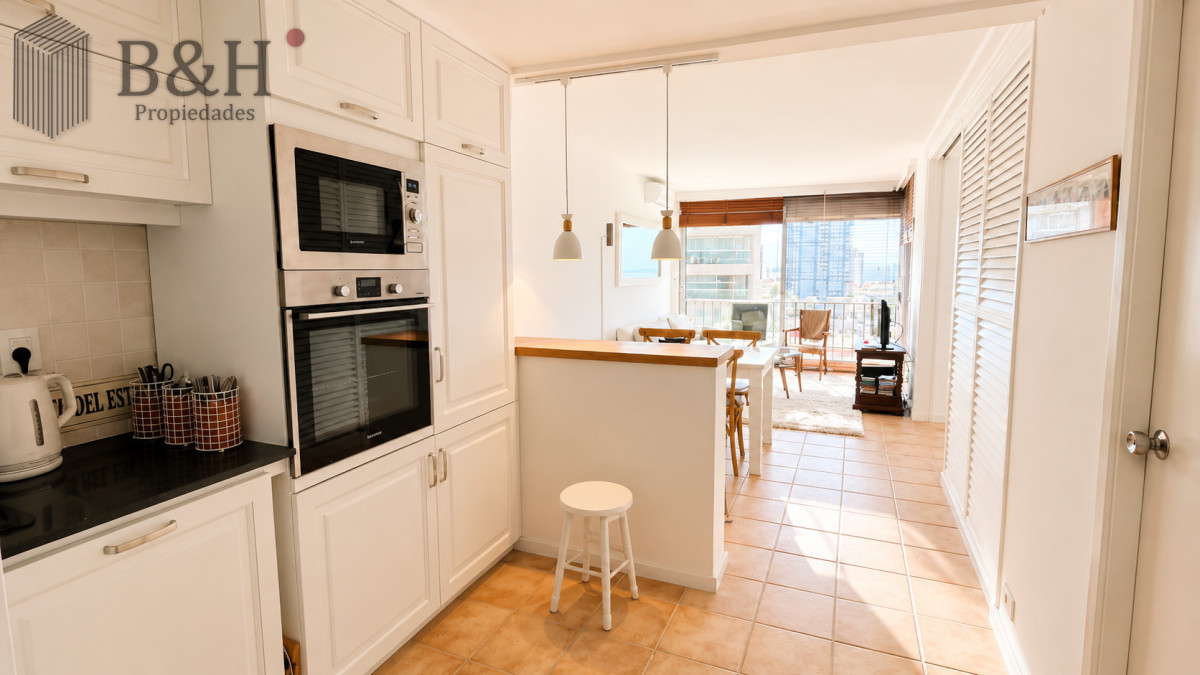 Apartamento ID.8071 - Apartamento en venta en Península | Vista al mar, terraza y garaje